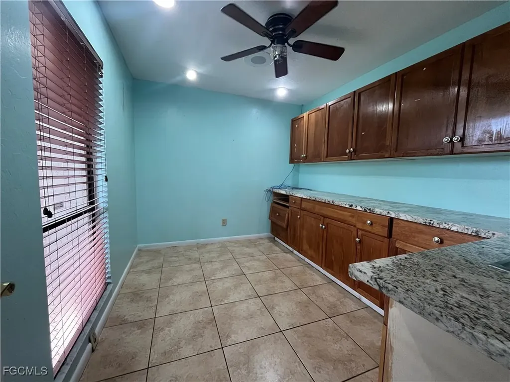 3822 Broadway Fort Myers FL 33901