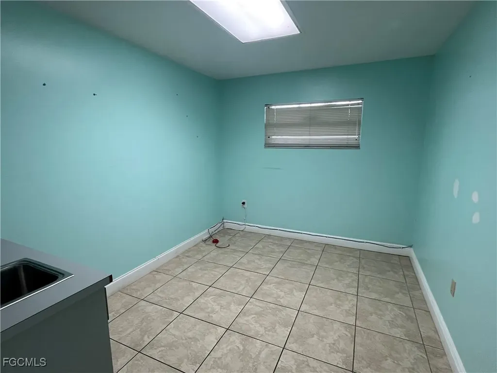 3822 Broadway Fort Myers FL 33901