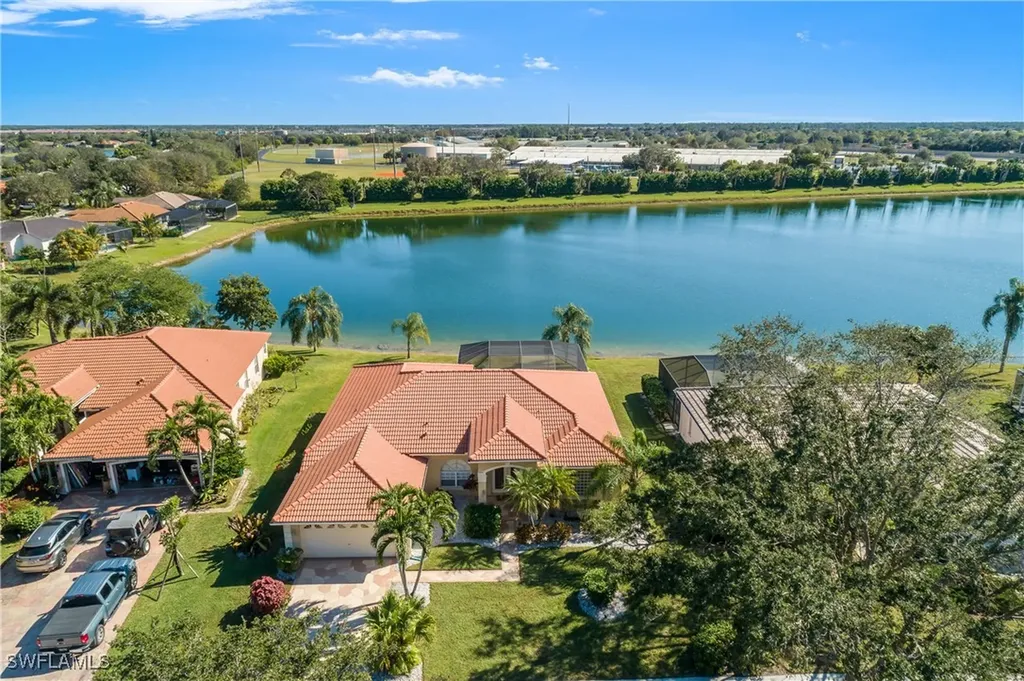 782 Waterloo Court Naples FL 34120
