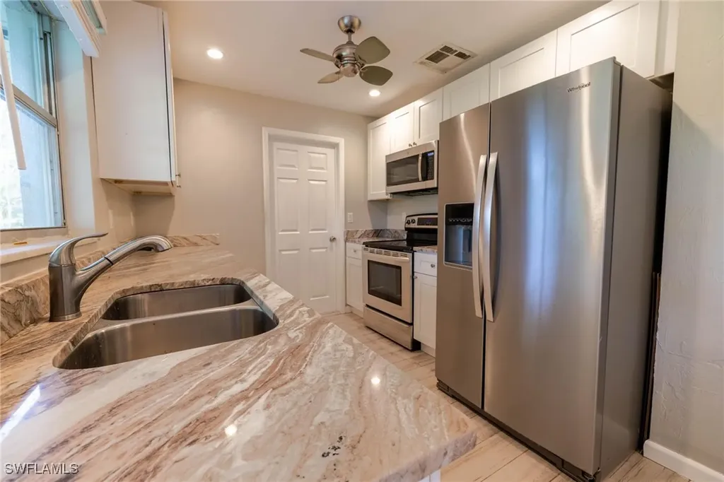 5924 SW 1st Court Cape Coral FL 33914