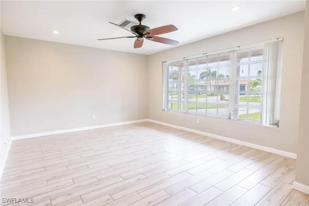 5924 SW 1st Court Cape Coral FL 33914