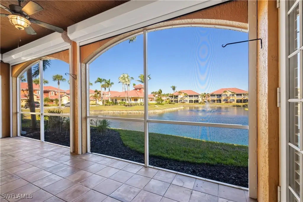 225 Shadroe Cove Circle Cape Coral FL 33991