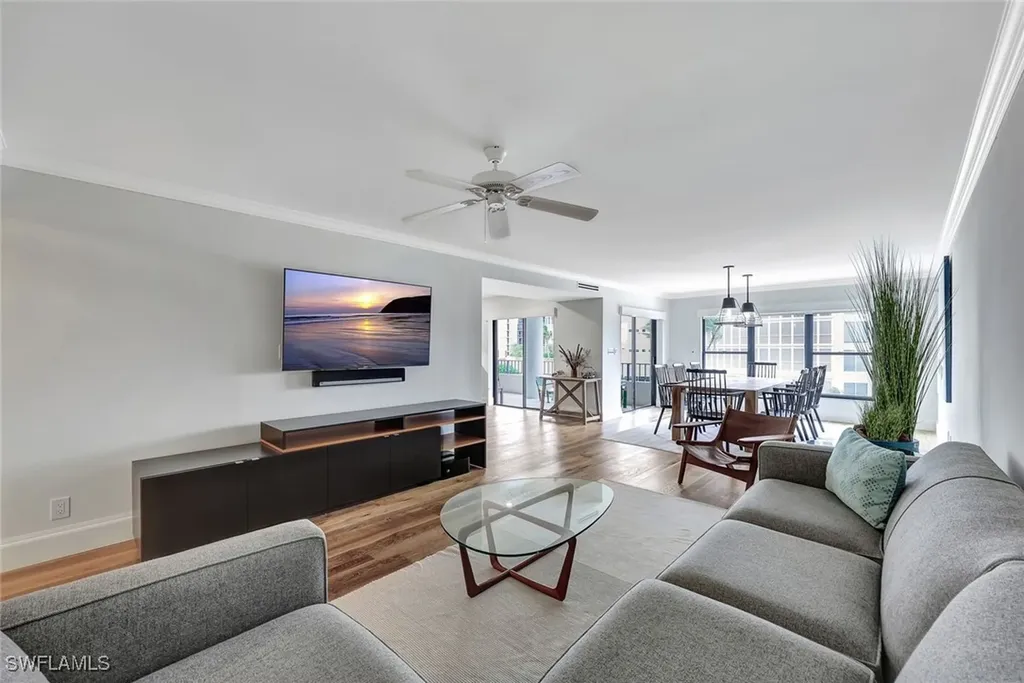 4451 Gulf Shore Boulevard N Naples FL 34103