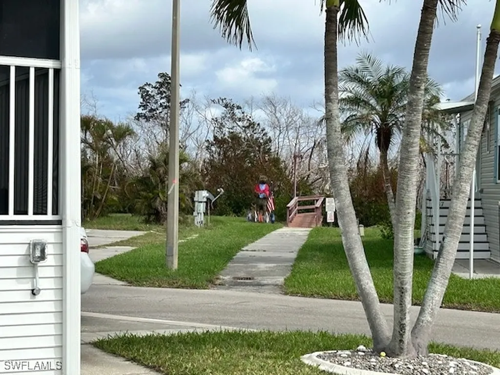 19681 Summerlin Road 676 Fort Myers FL 33908