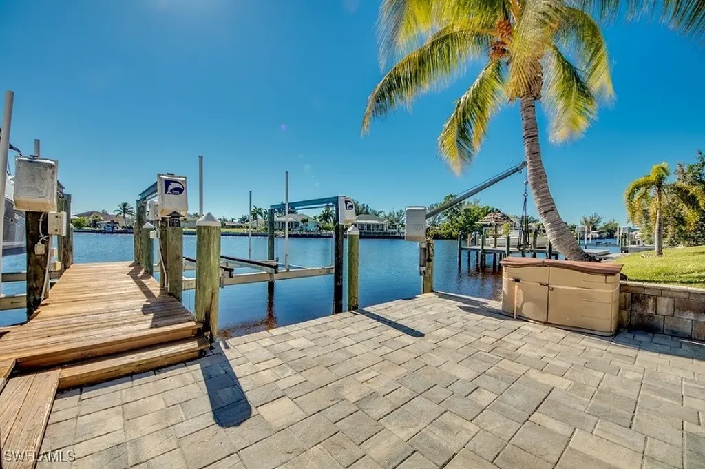 3416 SW 3rd Terrace Cape Coral FL 33991