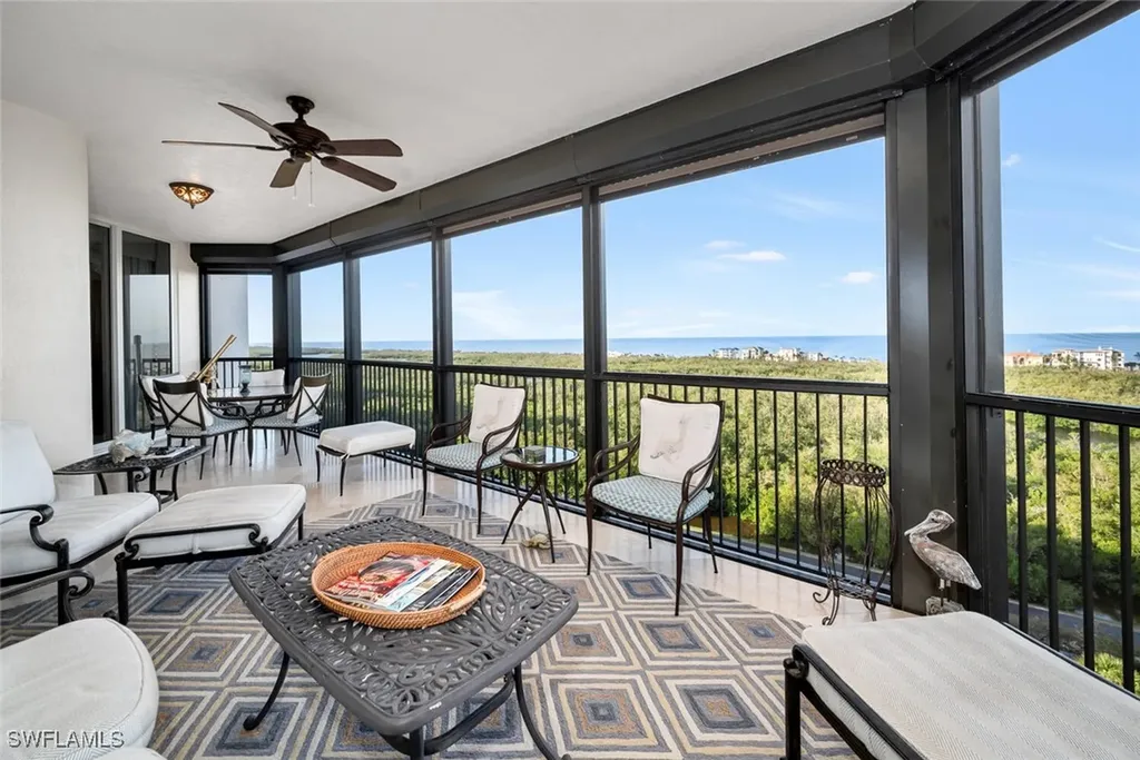 7575 Pelican Bay Boulevard Naples FL 34108