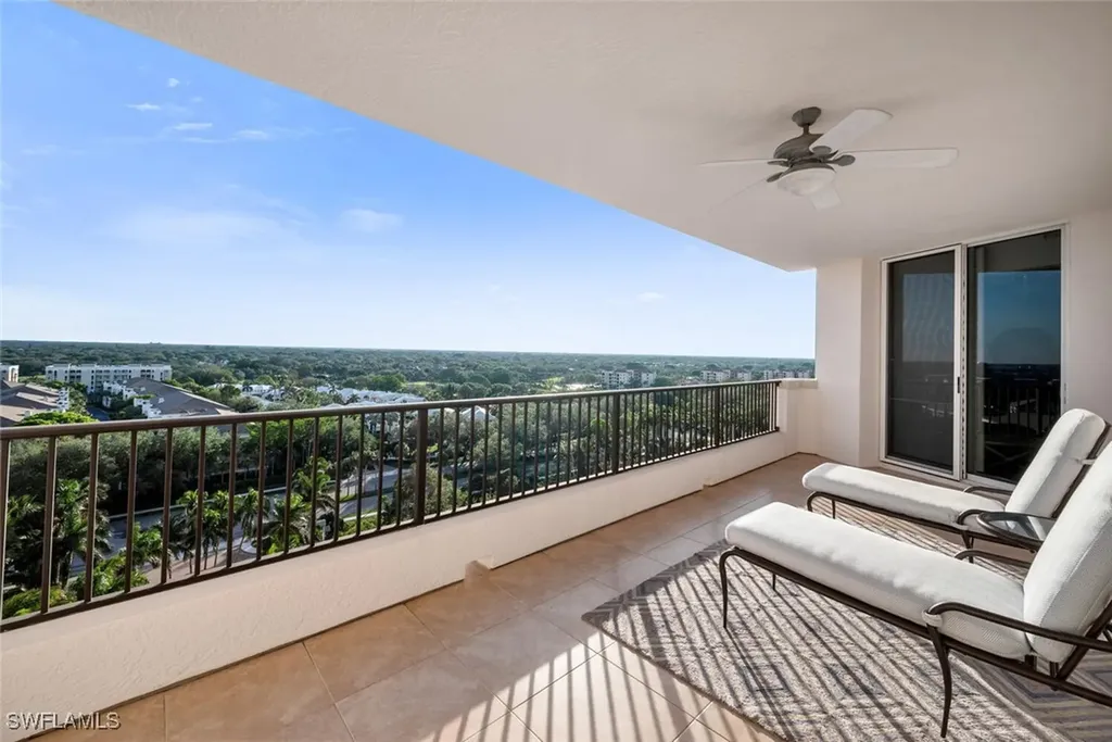 7575 Pelican Bay Boulevard Naples FL 34108
