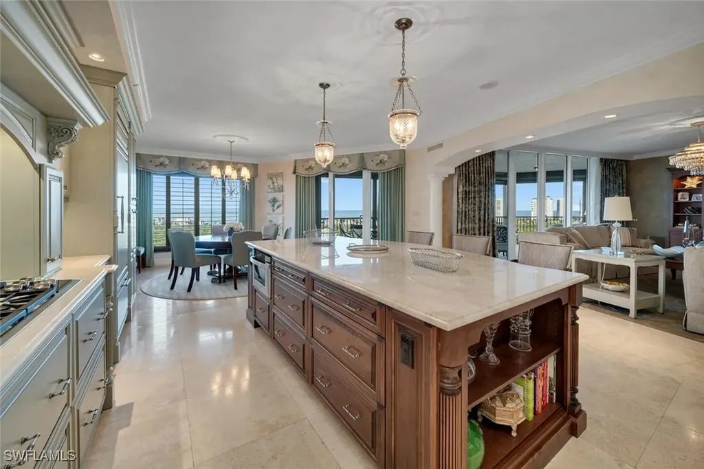 7575 Pelican Bay Boulevard Naples FL 34108