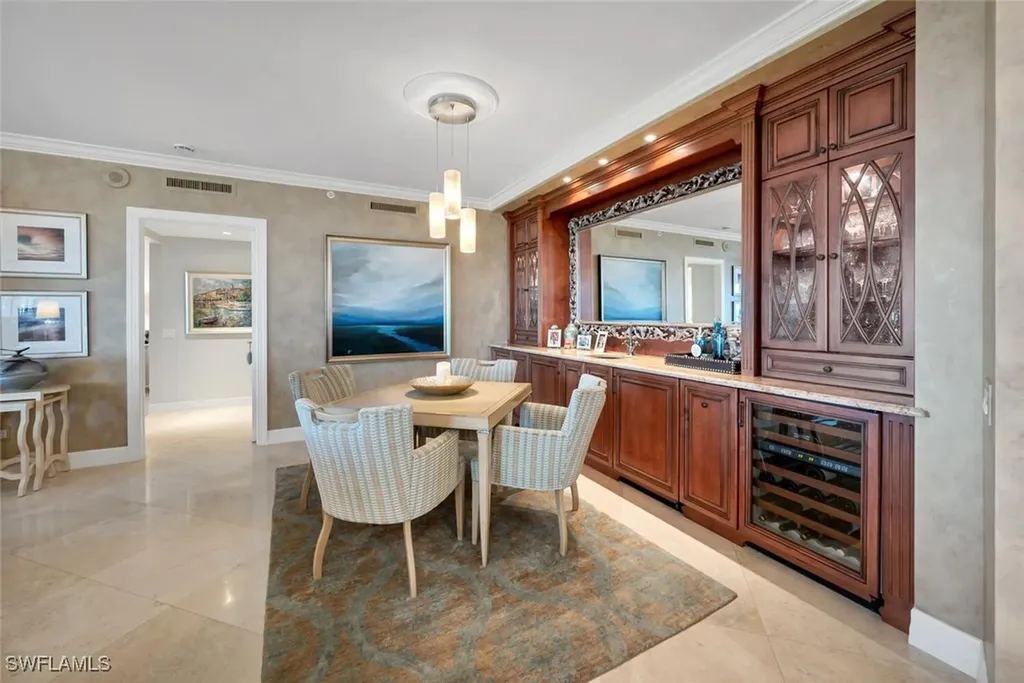 7575 Pelican Bay Boulevard Naples FL 34108
