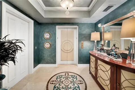 7575 Pelican Bay Boulevard Naples FL 34108