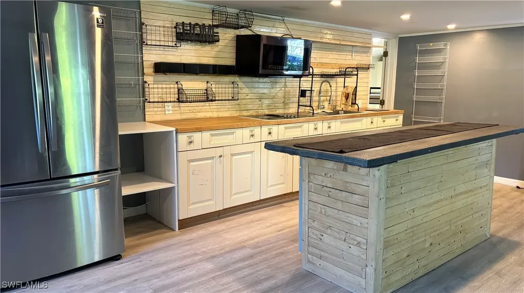 7890 Marx Drive North Fort Myers FL 33917