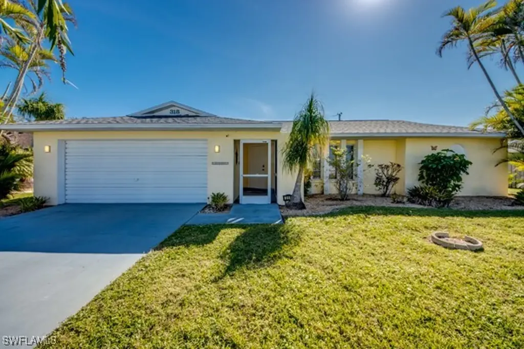 318 SE 33rd Terrace Cape Coral FL 33904
