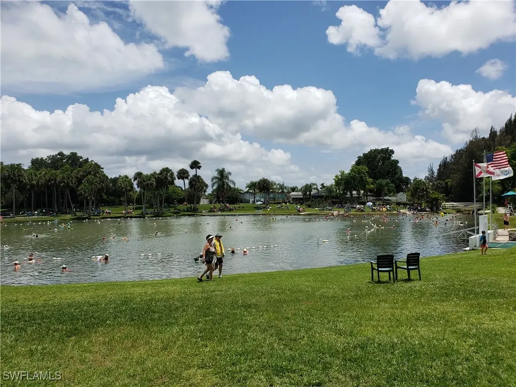 1127226126 Largeleaf Street North Port FL 34288