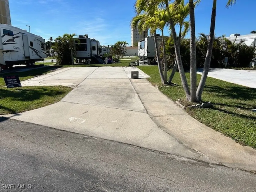 19681 Summerlin Road 117 Fort Myers FL 33908