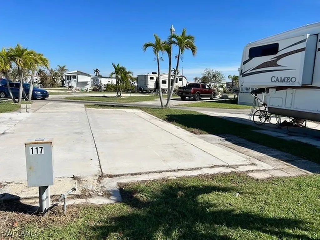 19681 Summerlin Road 117 Fort Myers FL 33908