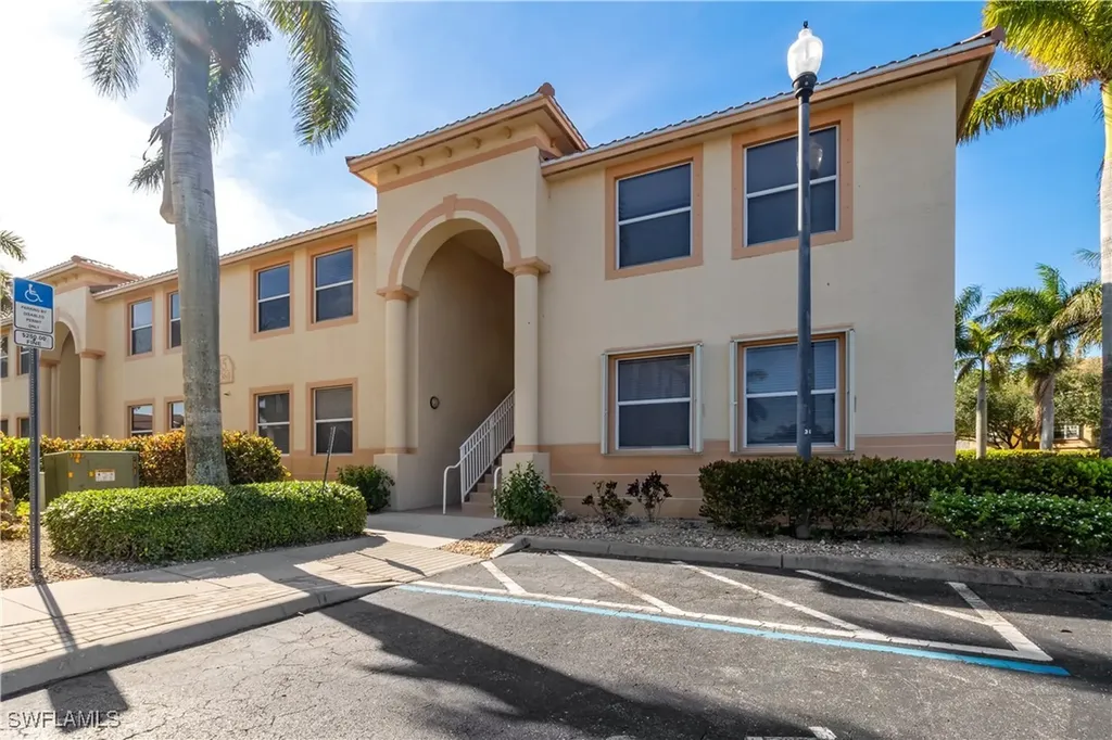 15360 Bellamar Circle Fort Myers FL 33908