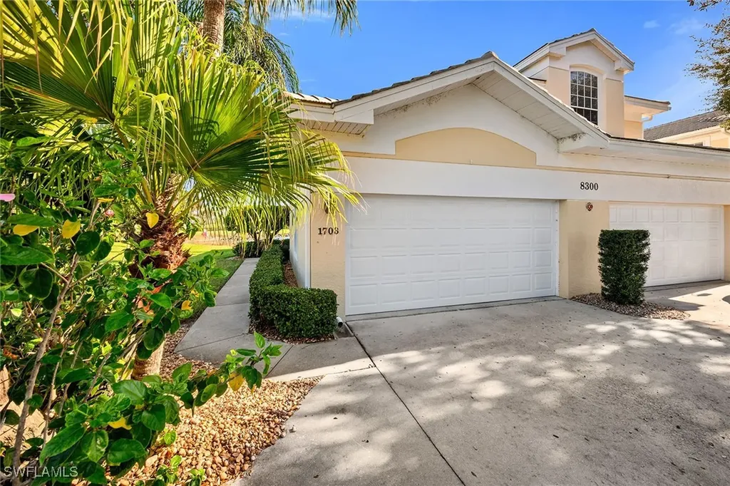 8300 Mystic Greens Way Naples FL 34113