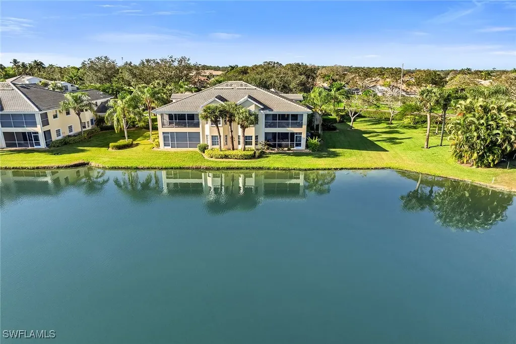 8300 Mystic Greens Way Naples FL 34113