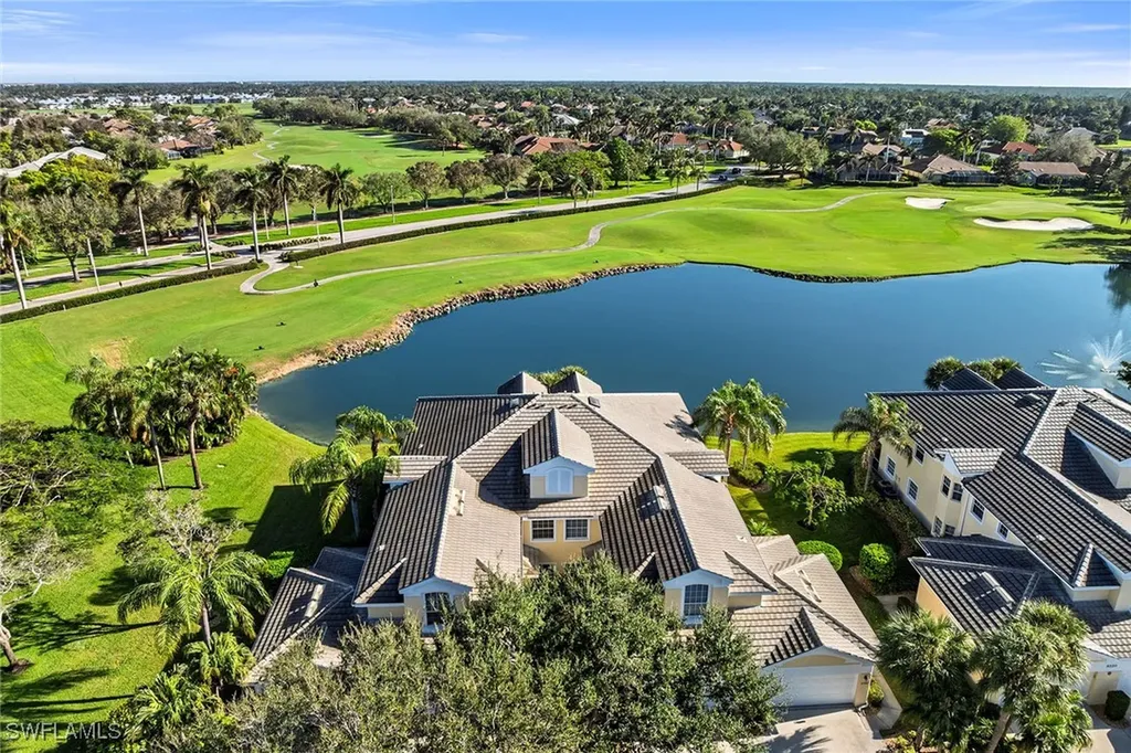 8300 Mystic Greens Way Naples FL 34113