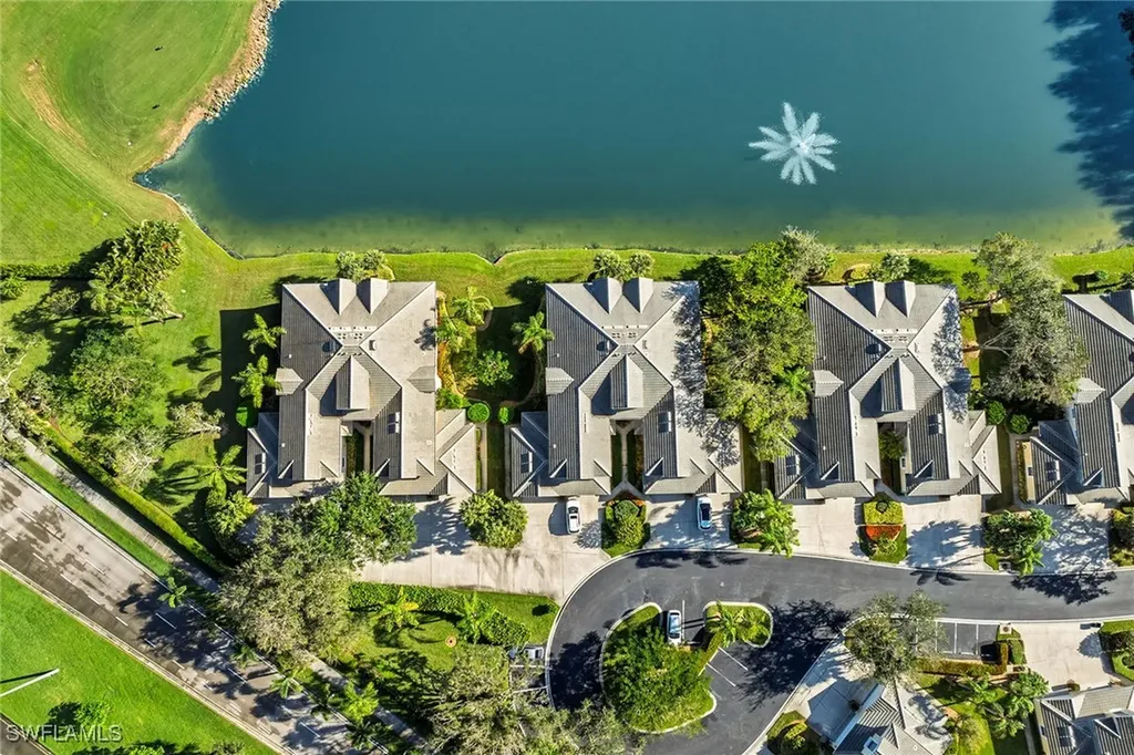 8300 Mystic Greens Way Naples FL 34113
