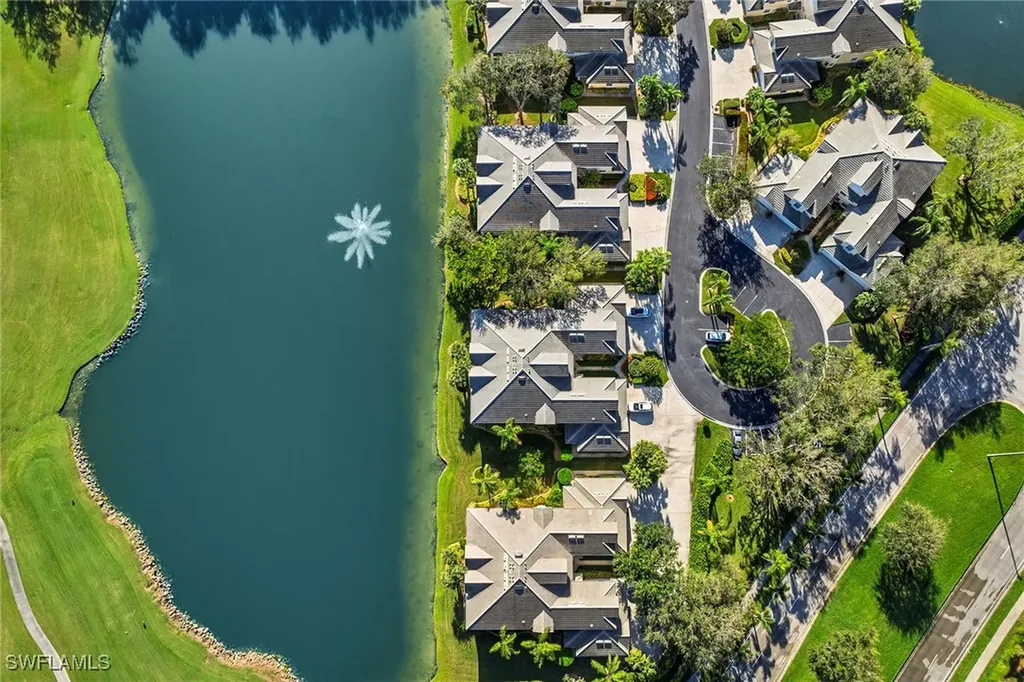 8300 Mystic Greens Way Naples FL 34113