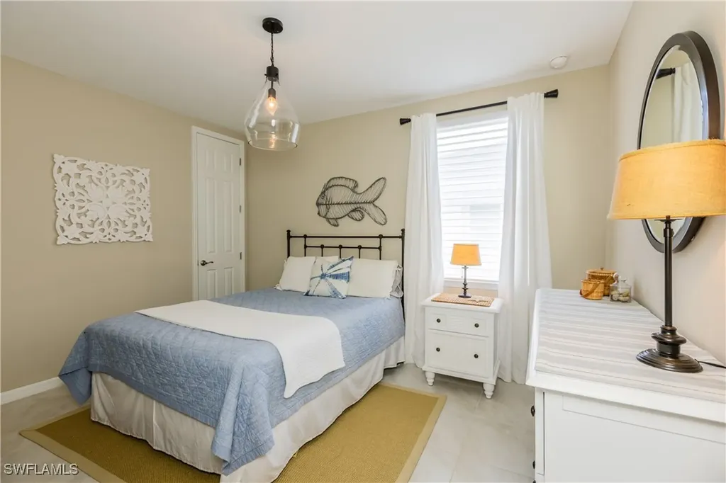 14859 Edgewater Circle Naples FL 34114