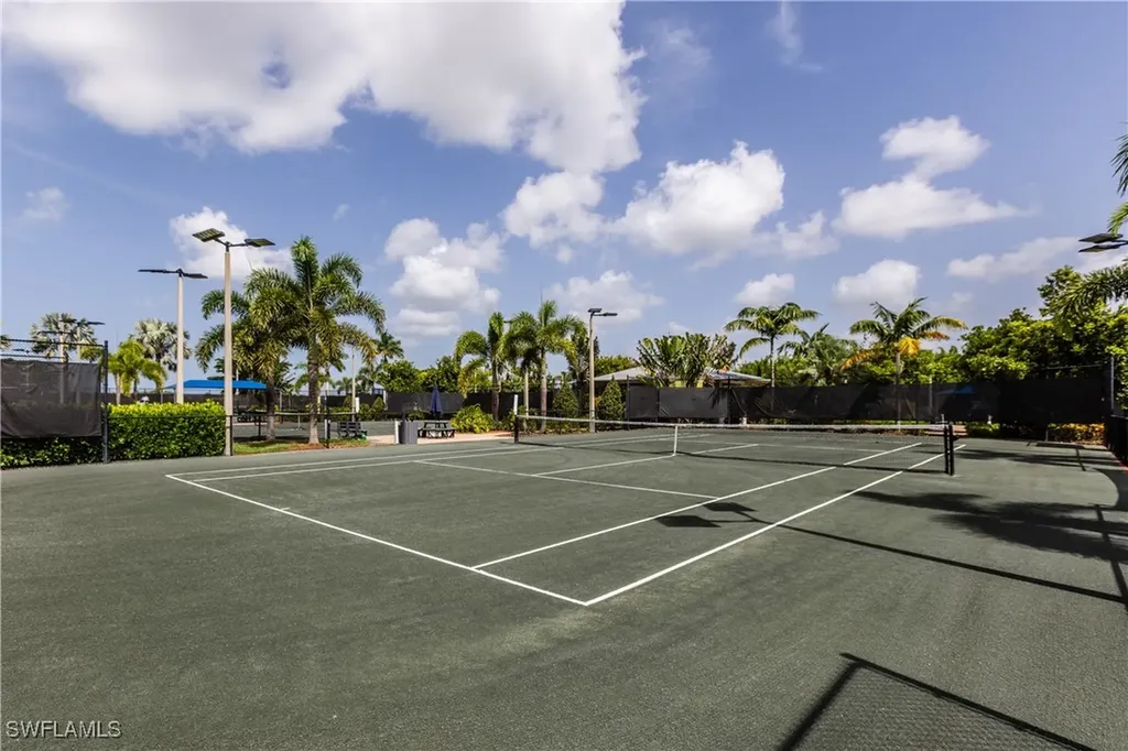 14859 Edgewater Circle Naples FL 34114