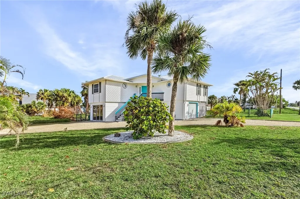 2510 Rose Avenue St. James City FL 33956