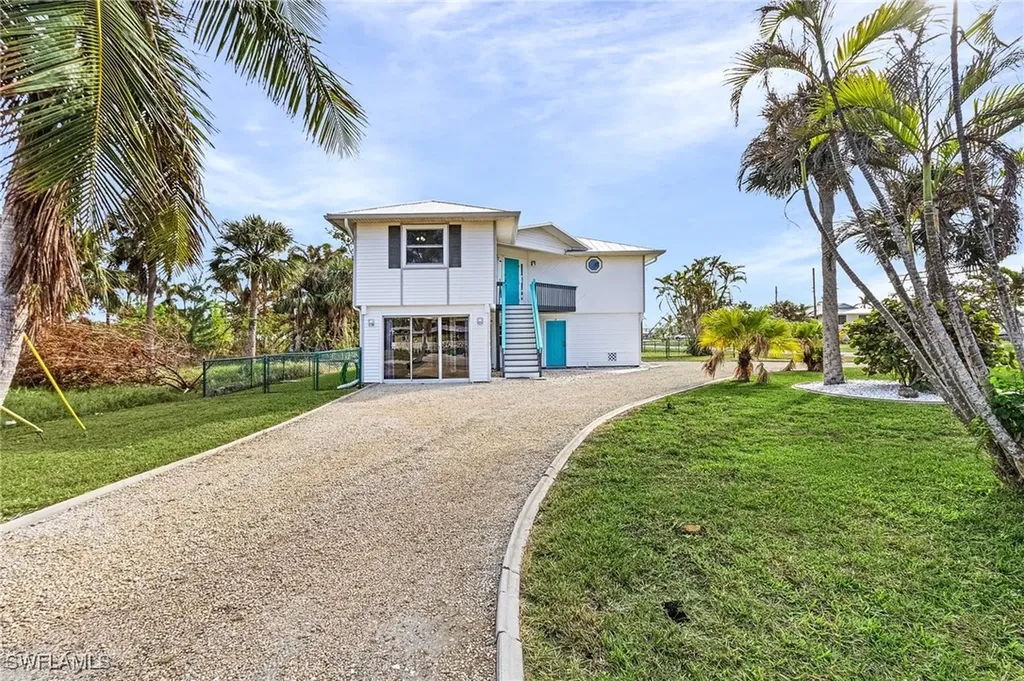 2510 Rose Avenue St. James City FL 33956
