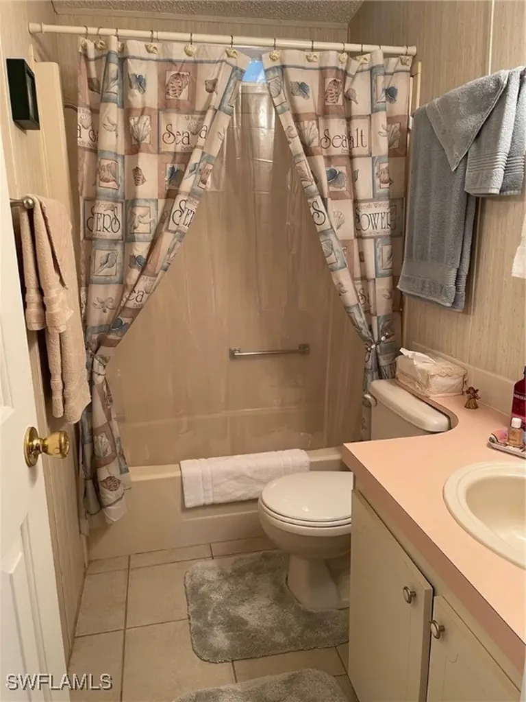 9097 Flamingo Circle North Fort Myers FL 33903