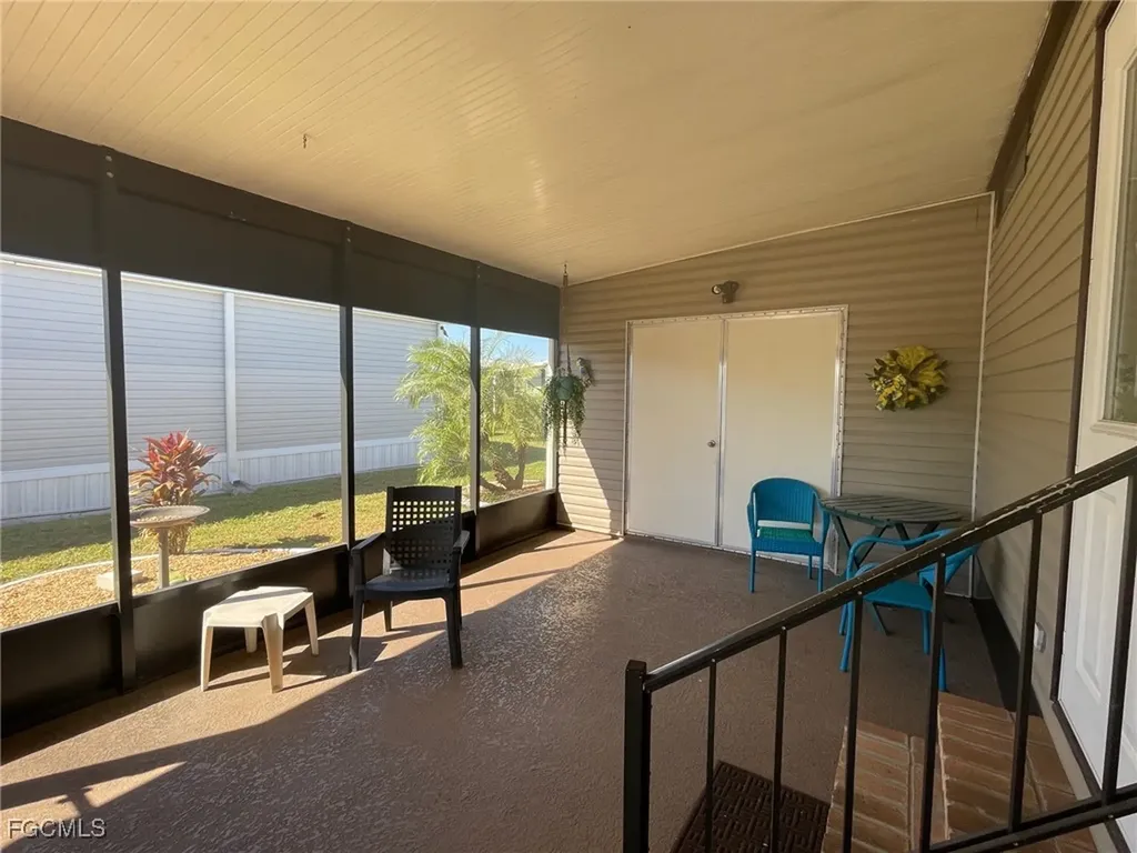 9097 Flamingo Circle North Fort Myers FL 33903