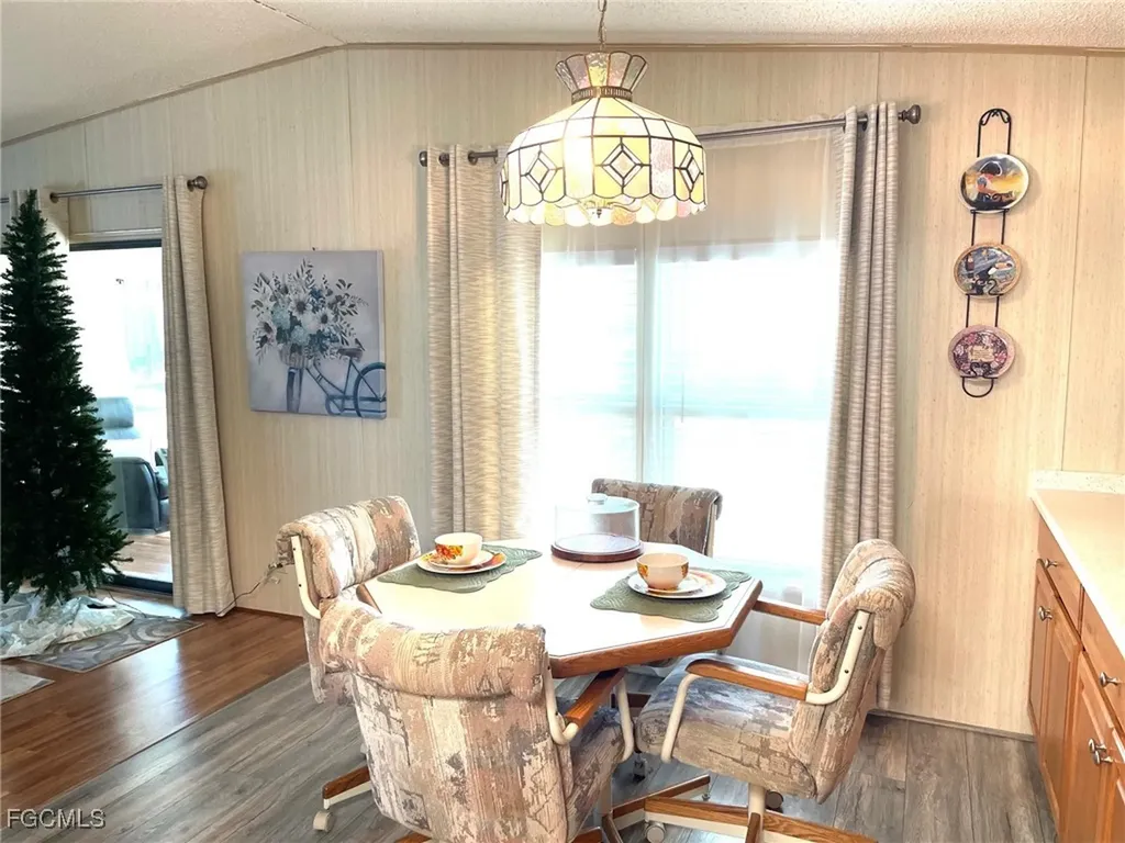 9097 Flamingo Circle North Fort Myers FL 33903