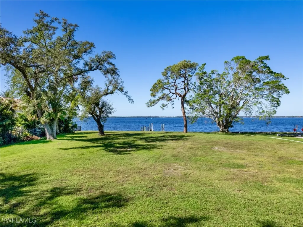 1212 Coconut Drive Fort Myers FL 33901