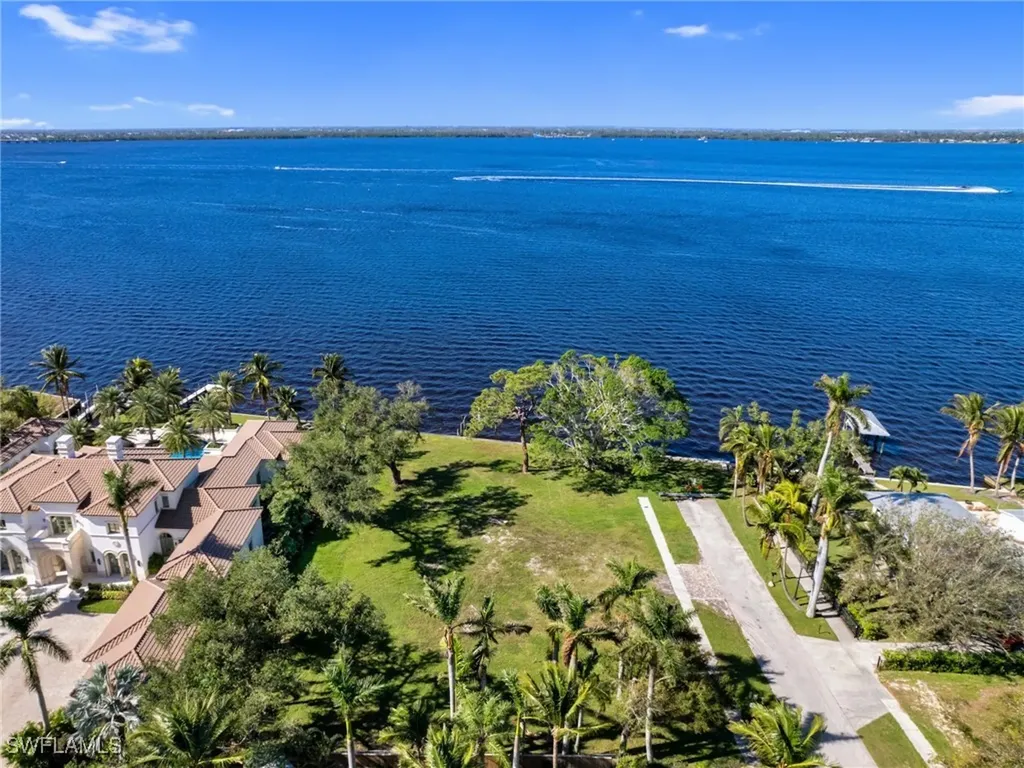 1212 Coconut Drive Fort Myers FL 33901