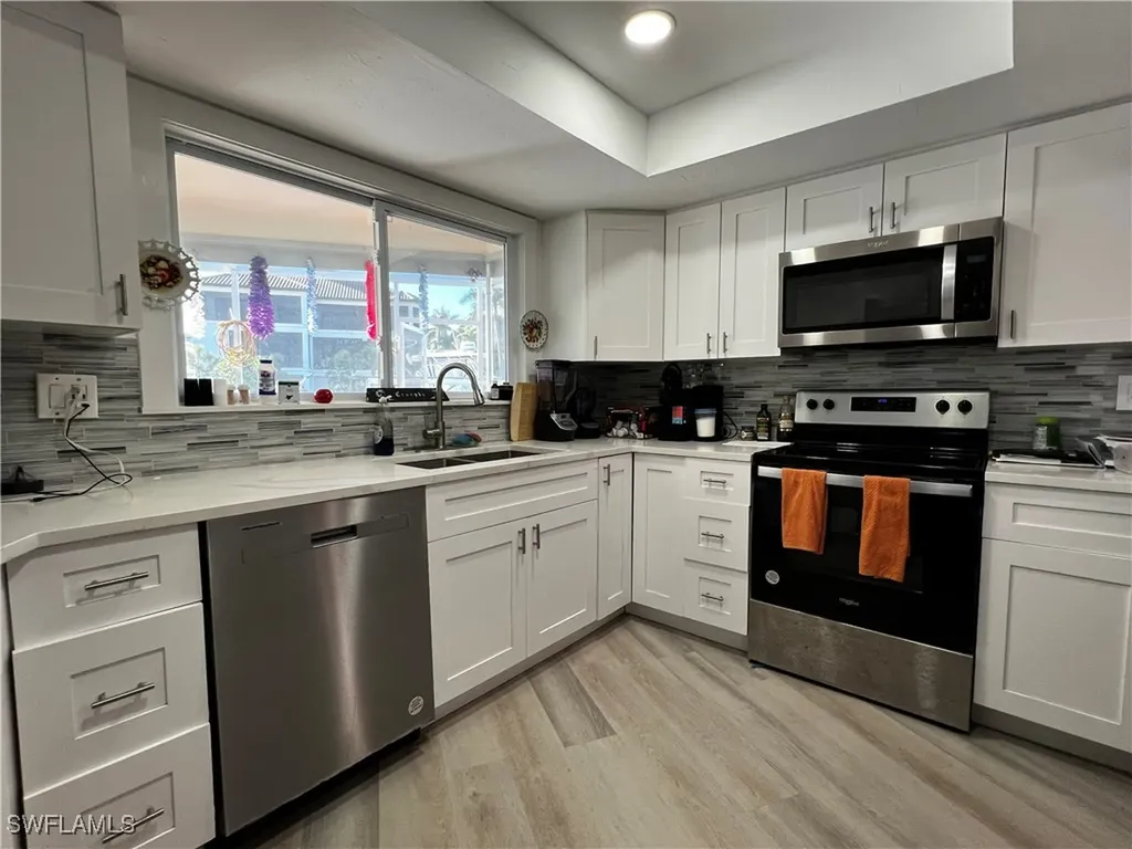 176 Heron Avenue Naples FL 34108