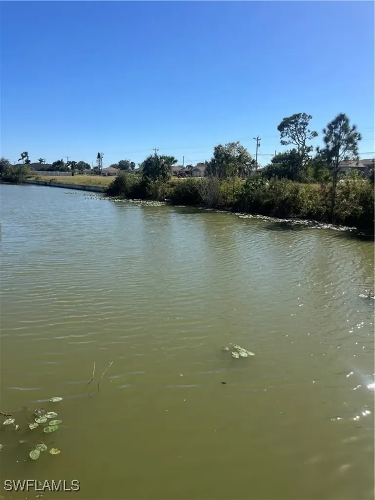 222 NE 15th Terrace Cape Coral FL 33909