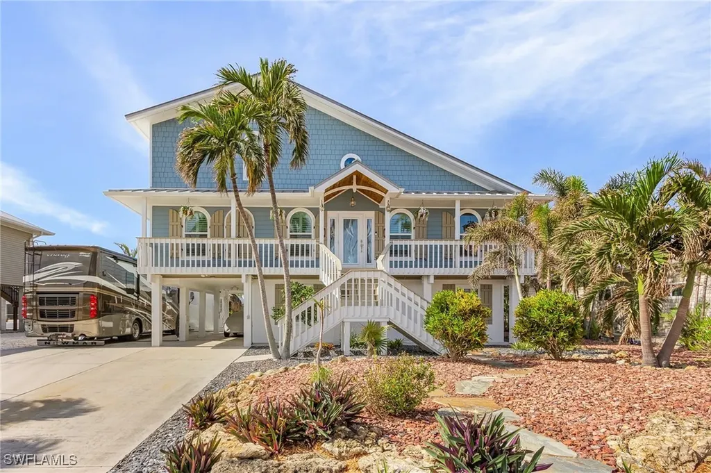 2357 Sapodilla Lane St. James City FL 33956