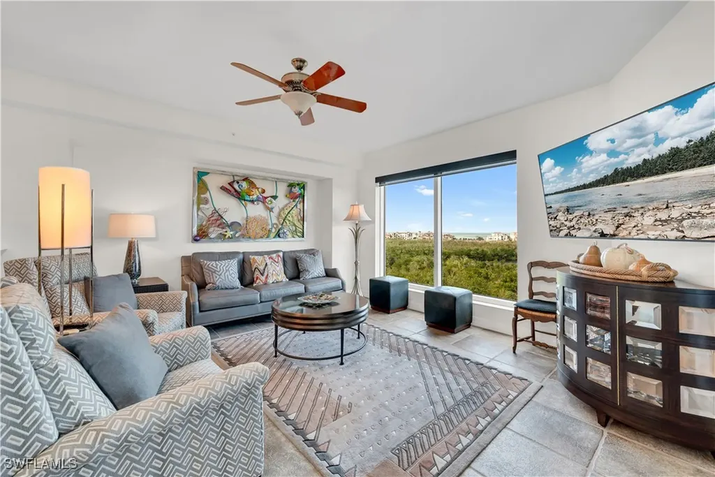 7575 Pelican Bay Boulevard Naples FL 34108
