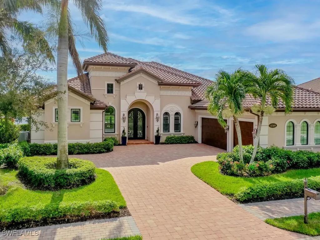 Naples FL, 6564 Costa Circle