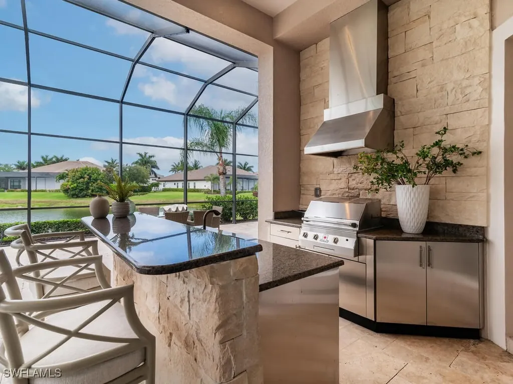 6564 Costa Circle Naples FL 34113