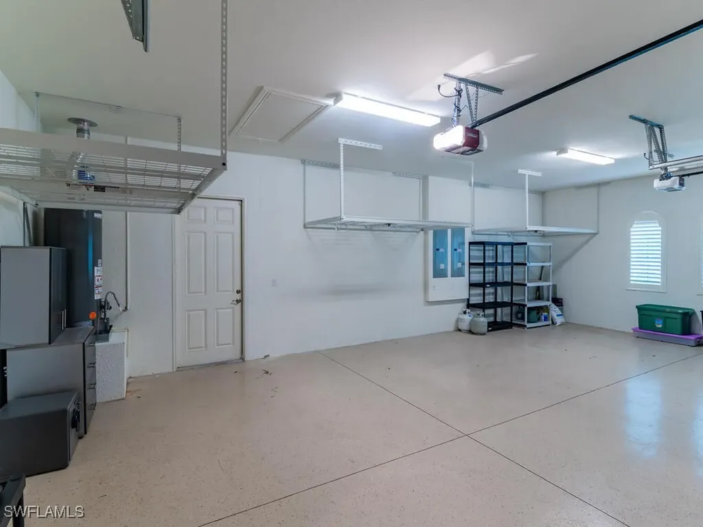 6564 Costa Circle Naples FL 34113