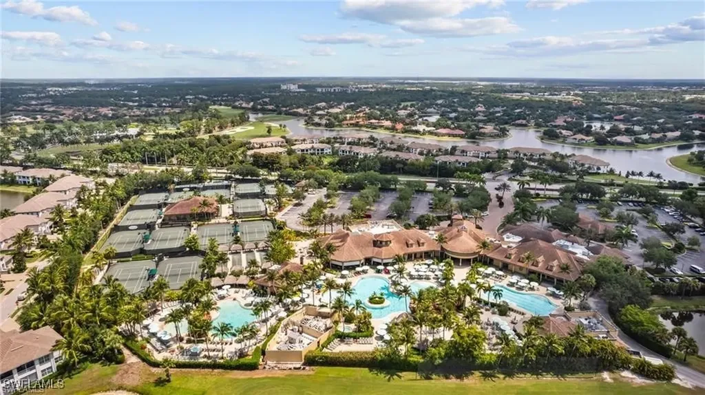 6564 Costa Circle Naples FL 34113