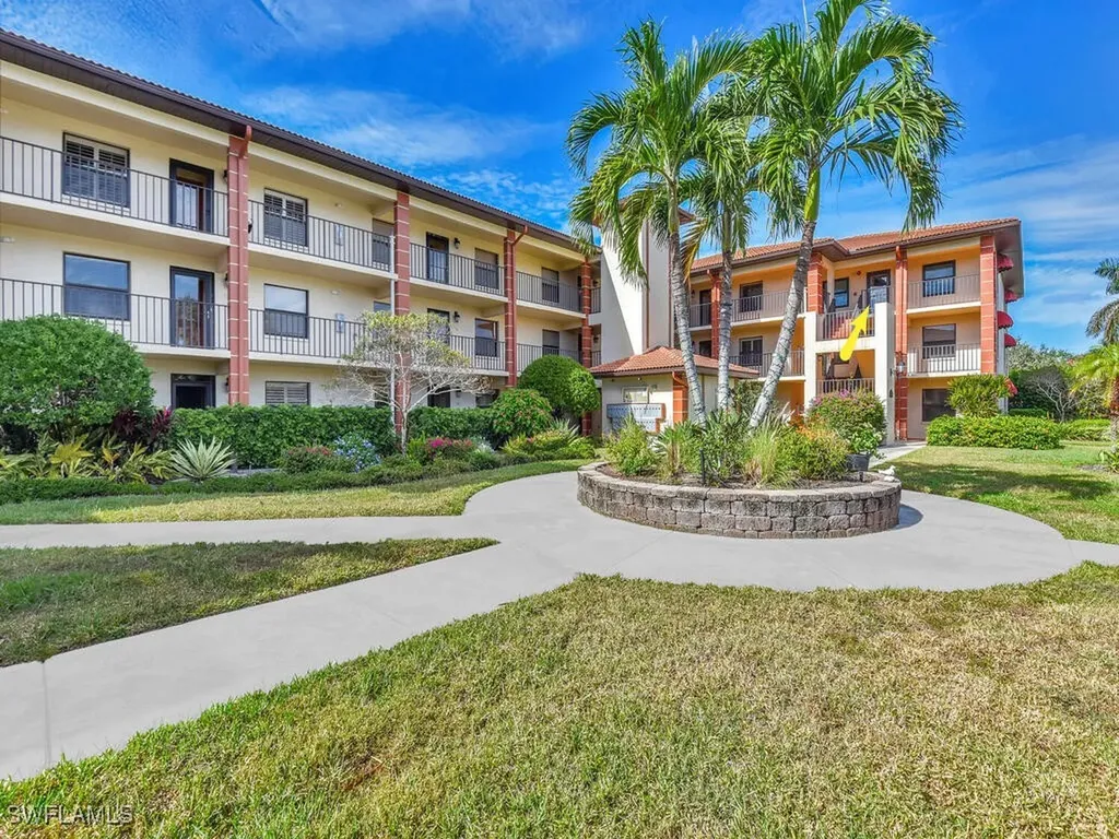 7200 Coventry Court Naples FL 34104