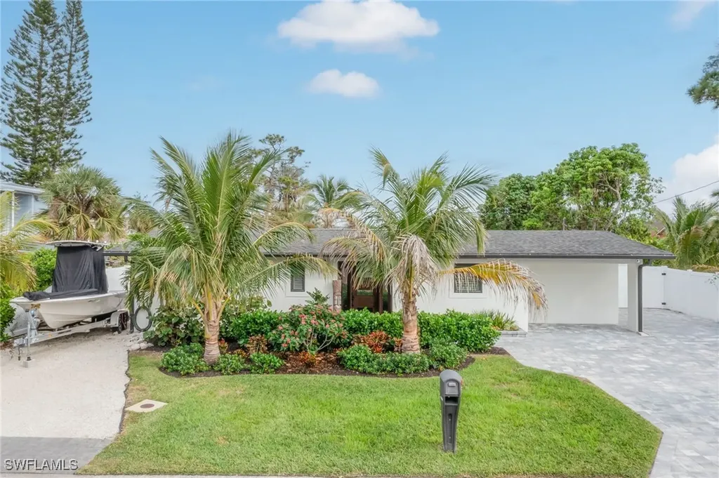 27272 J C Lane Bonita Springs FL 34135