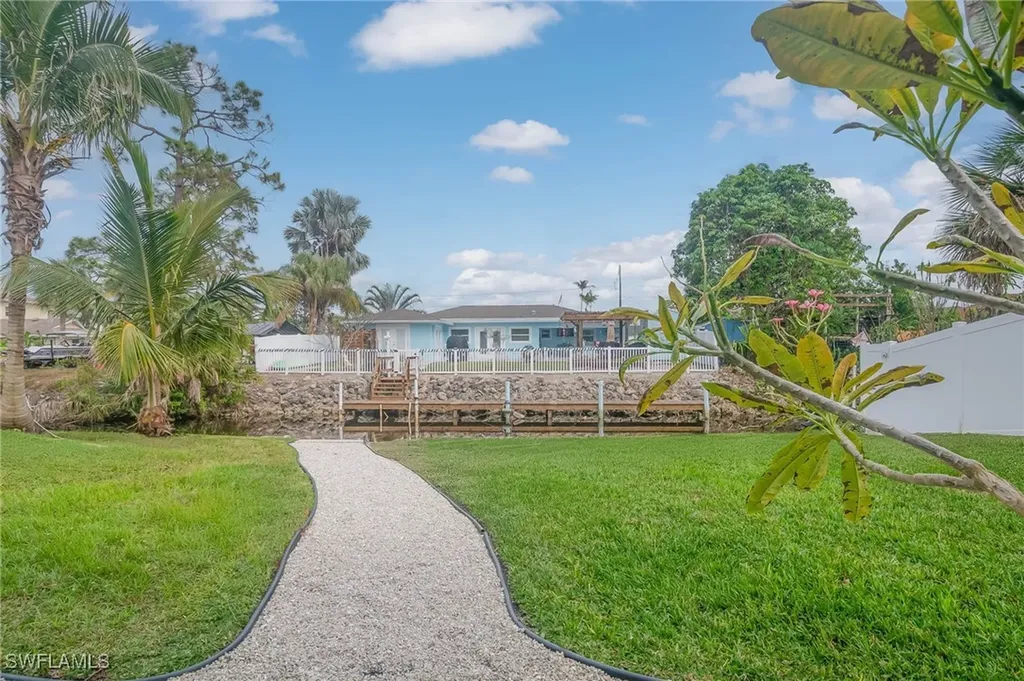 27272 J C Lane Bonita Springs FL 34135