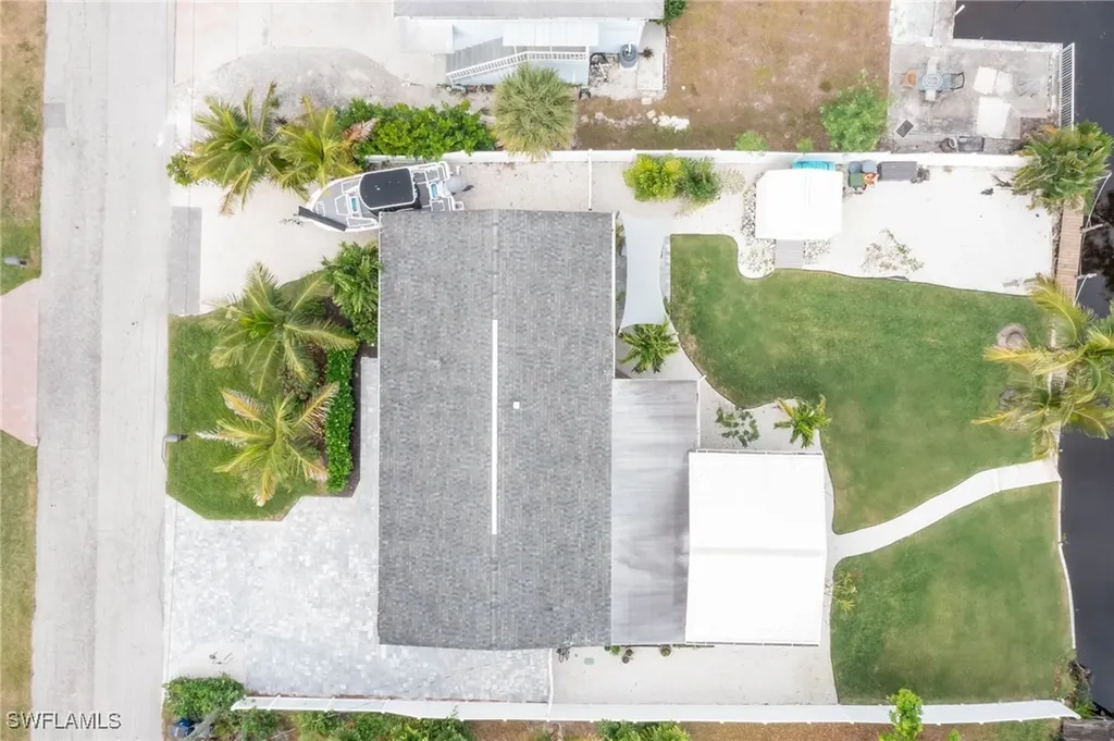 27272 J C Lane Bonita Springs FL 34135