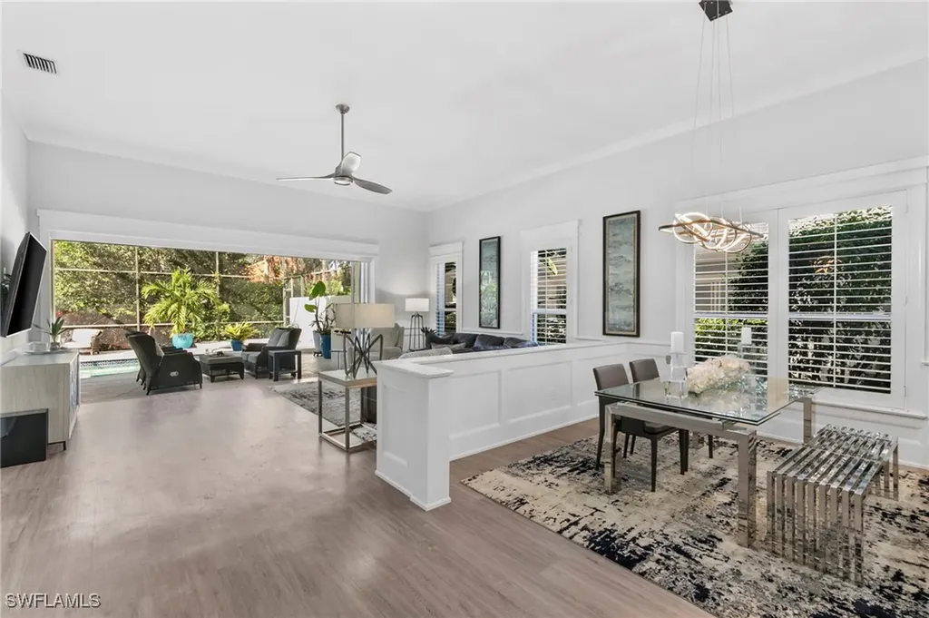 5029 Kensington High Street Naples FL 34105