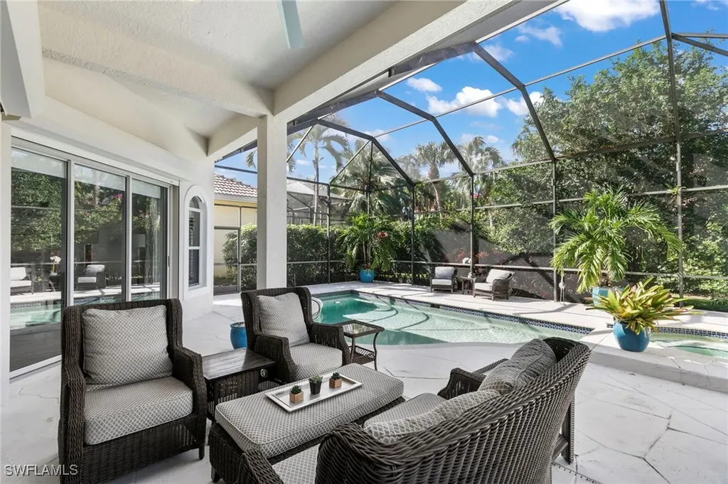 5029 Kensington High Street Naples FL 34105