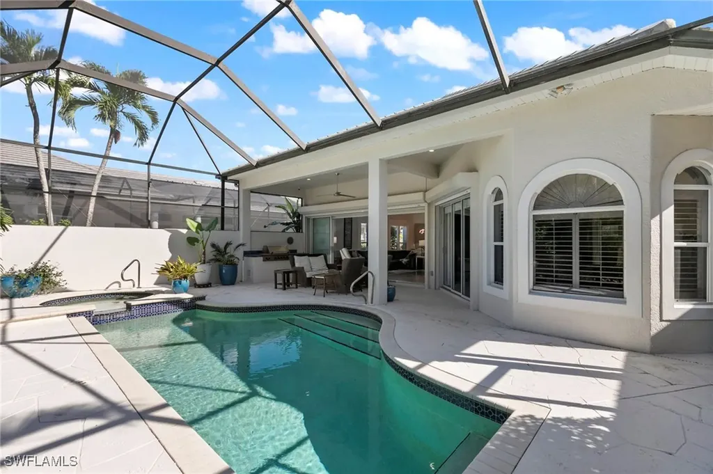 5029 Kensington High Street Naples FL 34105