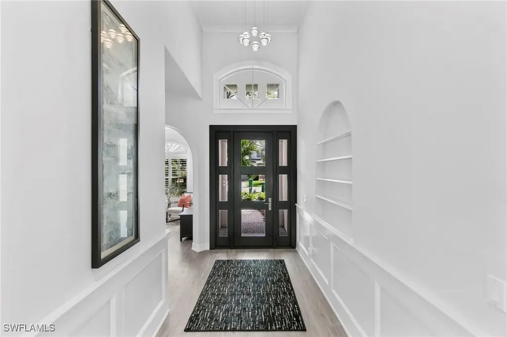 5029 Kensington High Street Naples FL 34105
